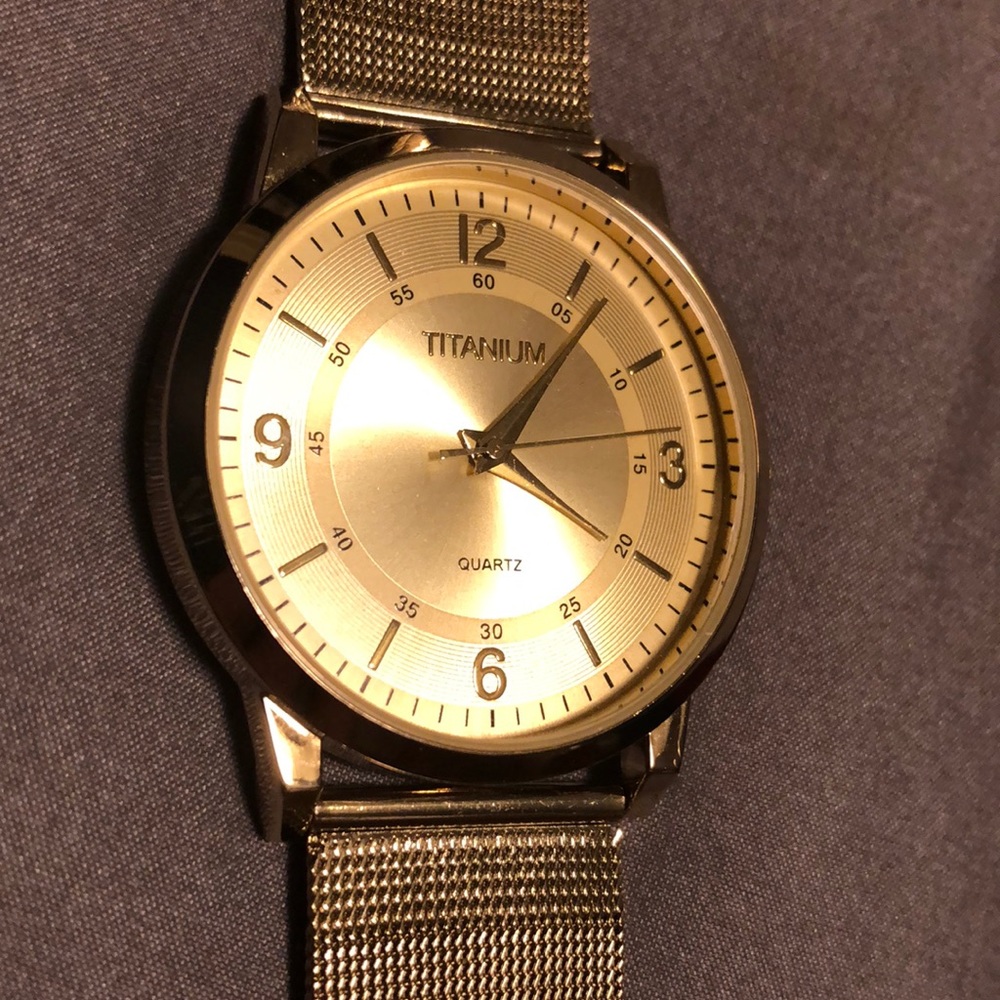 Titanium Quartz Watch - Picture 2 of 3